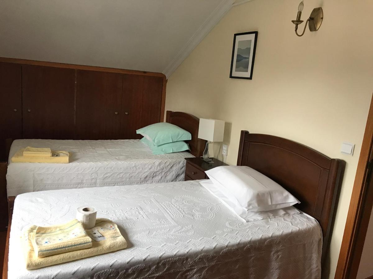 Casa Largo Do Cruzeiro Bed & Breakfast Peso da Regua Exterior photo